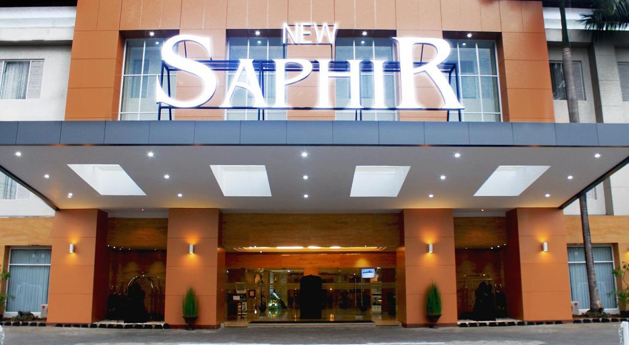 Hotel New Saphir Yogyakarta Bagian luar foto