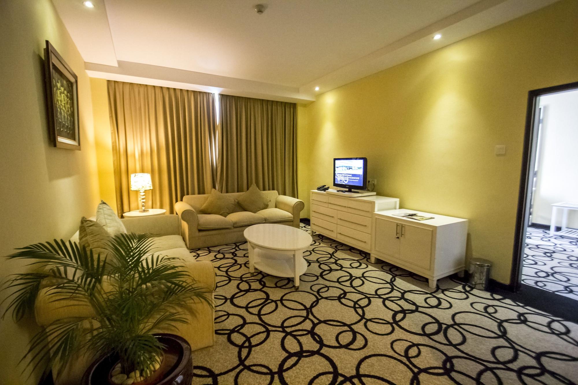 Hotel New Saphir Yogyakarta Bagian luar foto